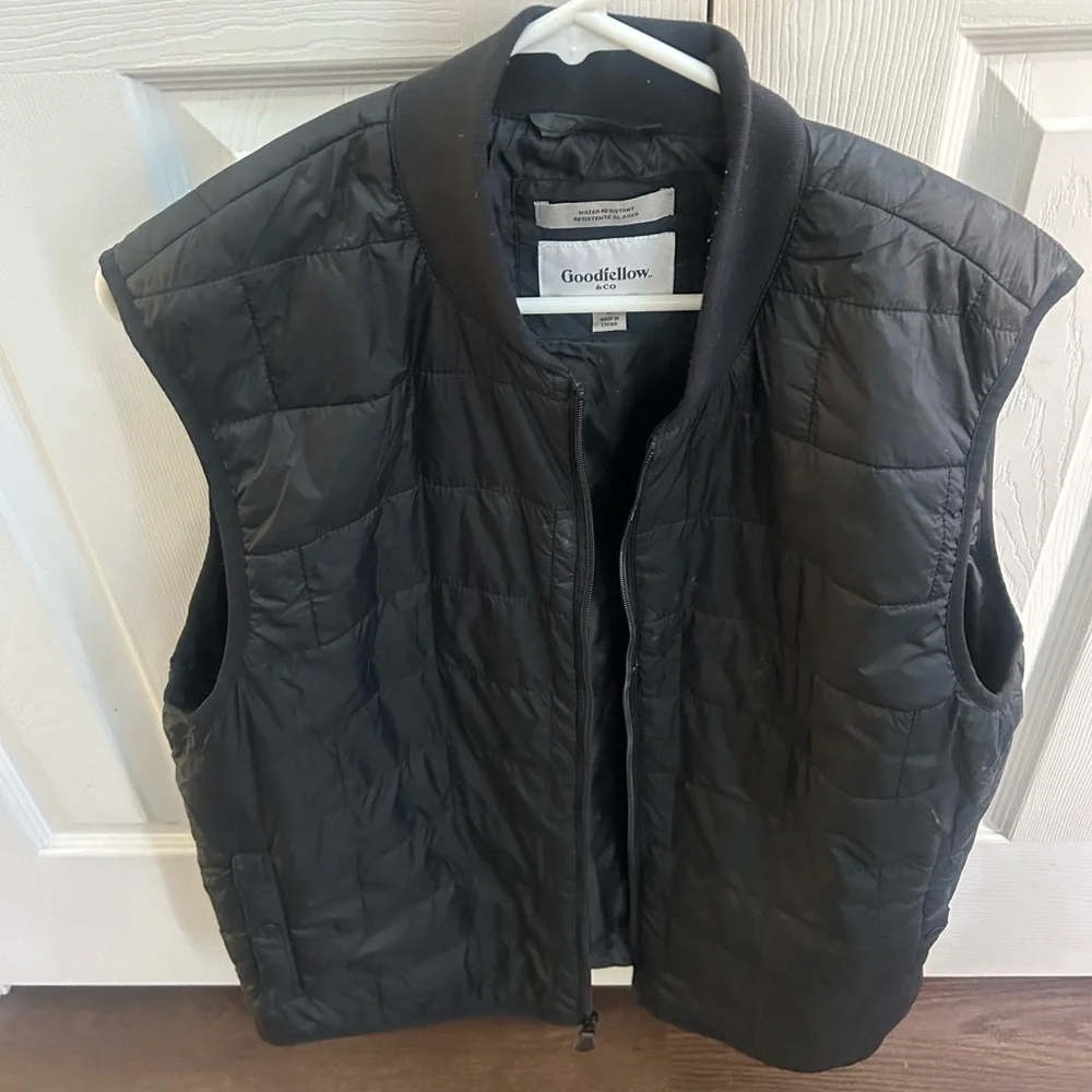 Mens Large Black Goodfellow vest - Picture 1 of 3